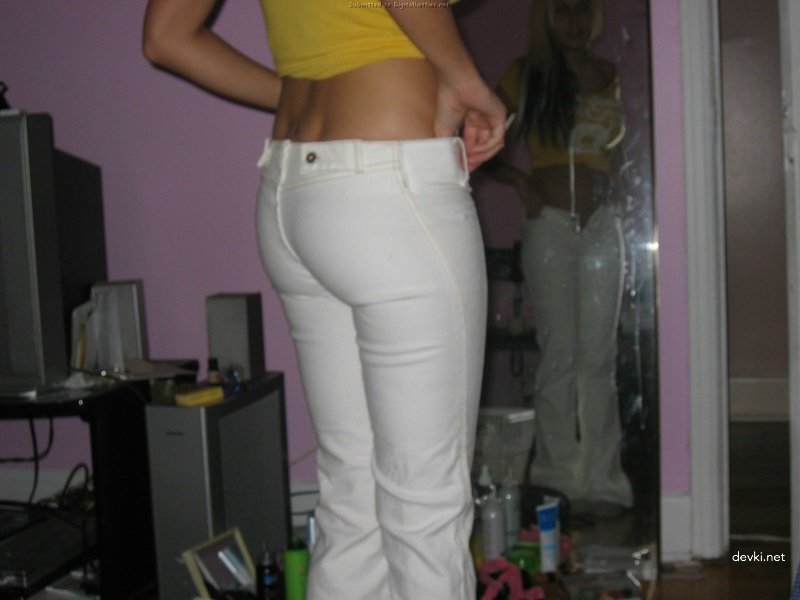 Lucky Guy Gets Sweet Pussy - Amateur Porn Photo Explicit Content