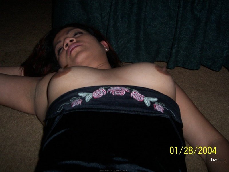 Latina Blowjob: Explicit Amateur Porn Photo Shoot