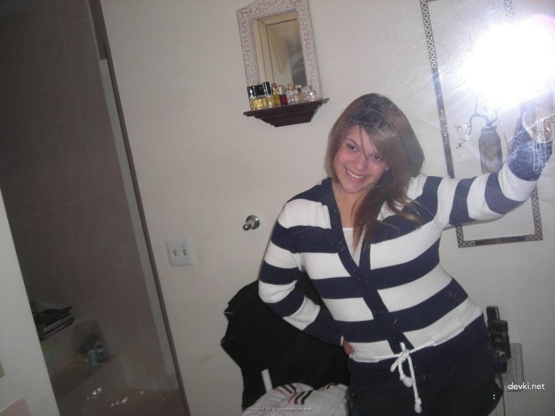 Hot Family Fun: Amateur Porn Pics of Incestuous Pleasures