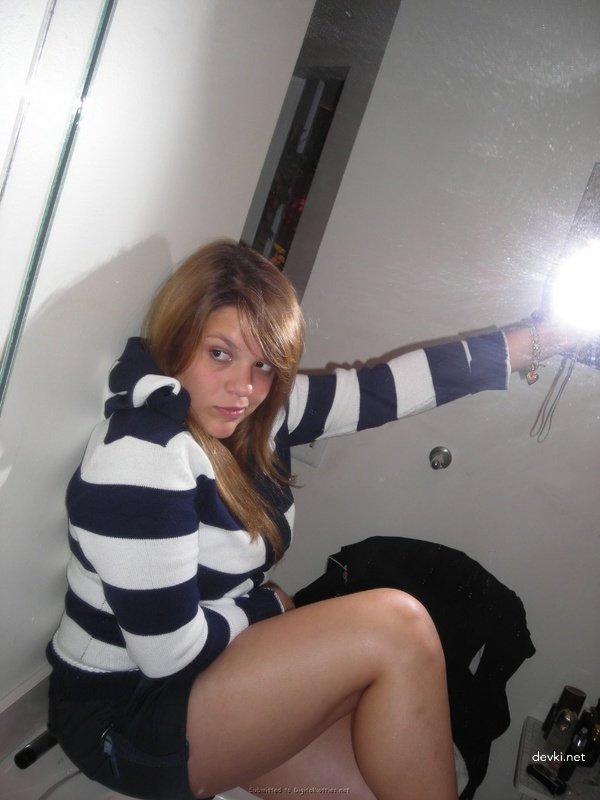 Hot Family Fun: Amateur Porn Pics of Incestuous Pleasures