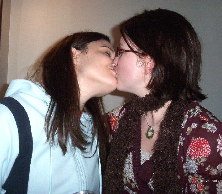 Real Amateur Home Porn - Explicit Homemade Sex Tape