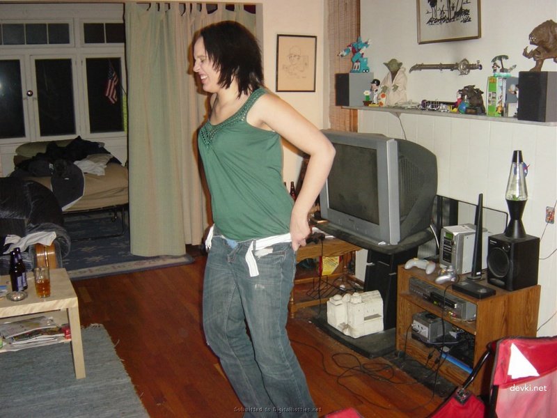 Kinky Latina Amateur Porn Pics - Explicit and Hardcore Content