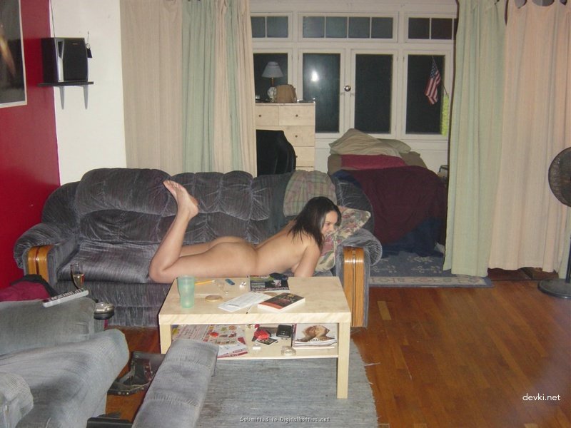 Kinky Latina Amateur Porn Pics - Explicit and Hardcore Content