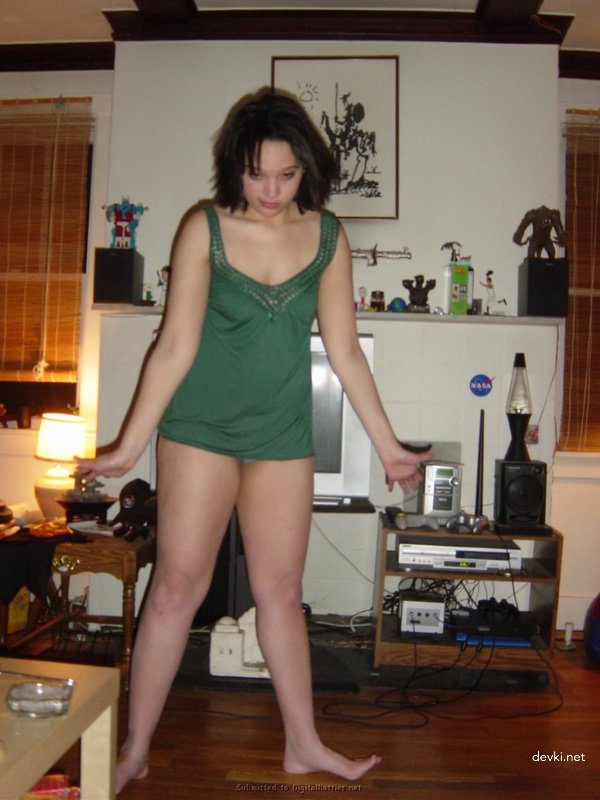 Kinky Latina Amateur Porn Pics - Explicit and Hardcore Content