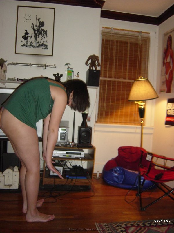 Kinky Latina Amateur Porn Pics - Explicit and Hardcore Content