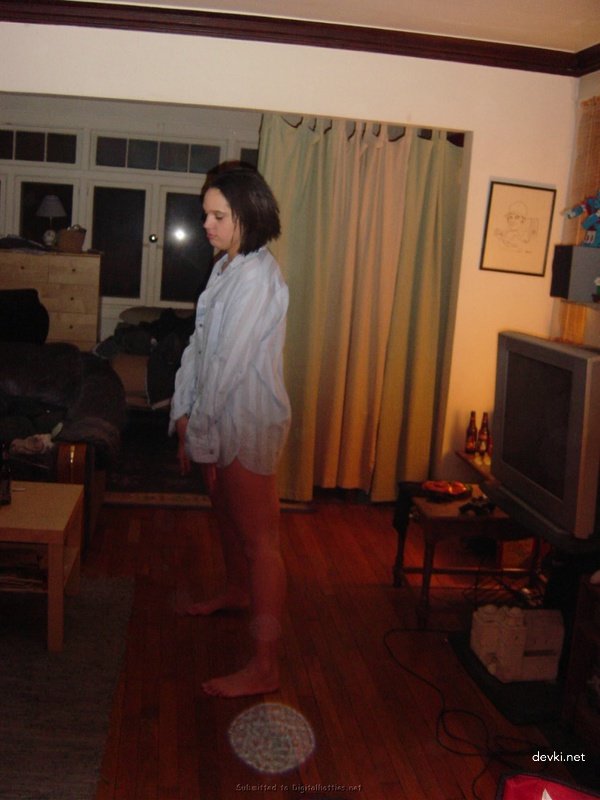 Kinky Latina Amateur Porn Pics - Explicit and Hardcore Content