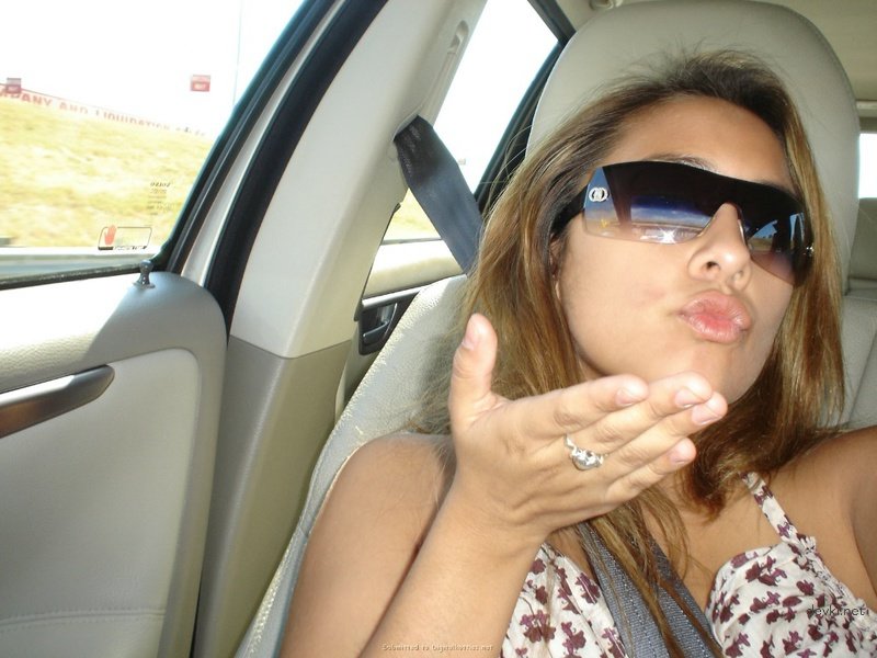 Anal Creampie on Feet: Hardcore Amateur Porn