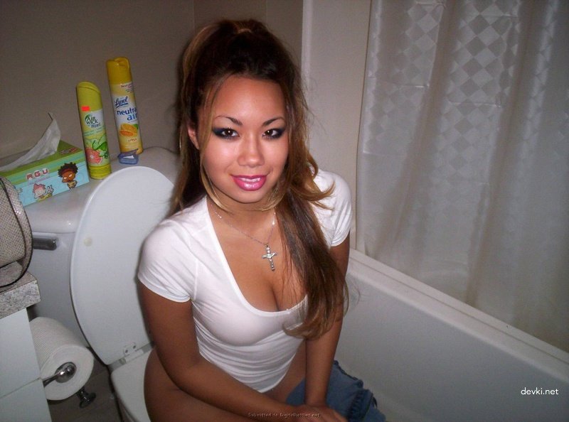 Explicit Asian Slut Amateur Photo - Hot Asian Babe Shows It All