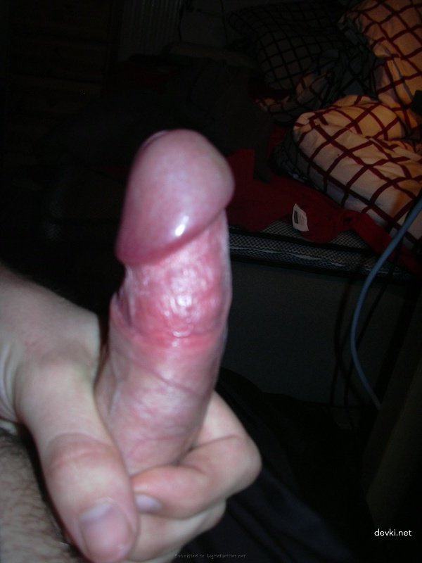 Intense Close-Up Blowjob Amateur Porn Scene - Explicit Oral Sex Shot