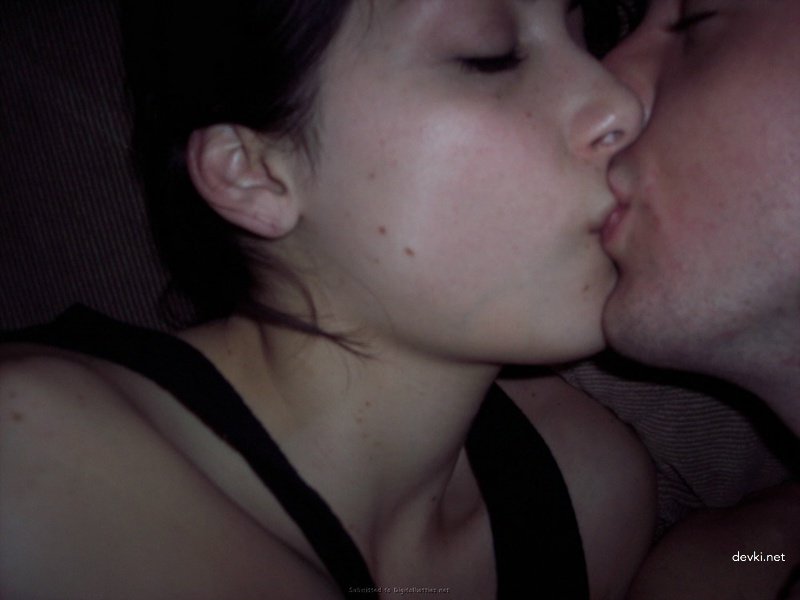 Sweet Evening Amateur Porn: Hot and Explicit Photo Session