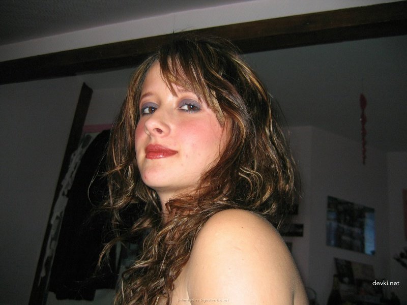 Drunk Wife Fucked: Amateur Porn Photo of Hardcore Sex