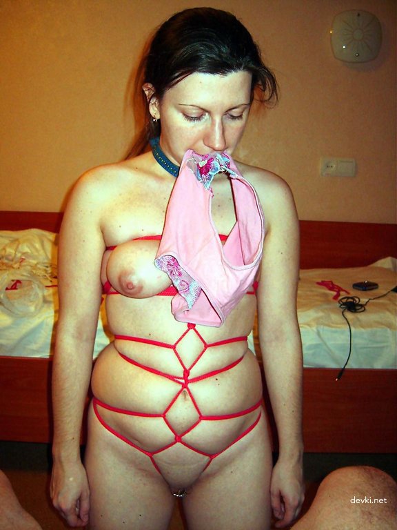 Hotwife Sex Slave: Amateur Porn Photos of Wife in BDSM Action