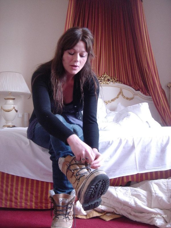 Hot Amateur Girl Gets Creampied - Explicit Cumshot in Pussy