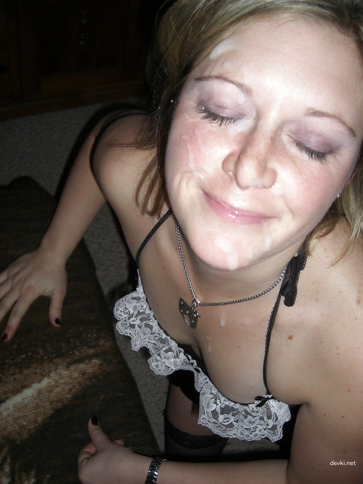 Hot Young Girls' Homemade Cumshots: Explicit Amateur Porn Photos