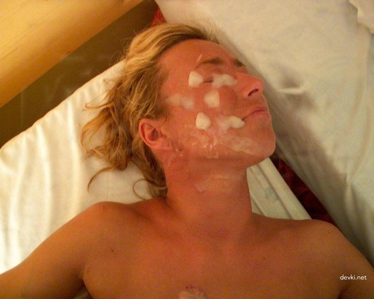 Hot Young Girls' Homemade Cumshots: Explicit Amateur Porn Photos