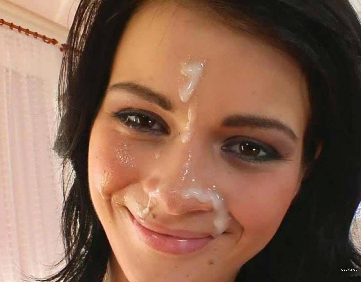 Hot Girls Covered in Cum: Explicit Amateur Porn Photos