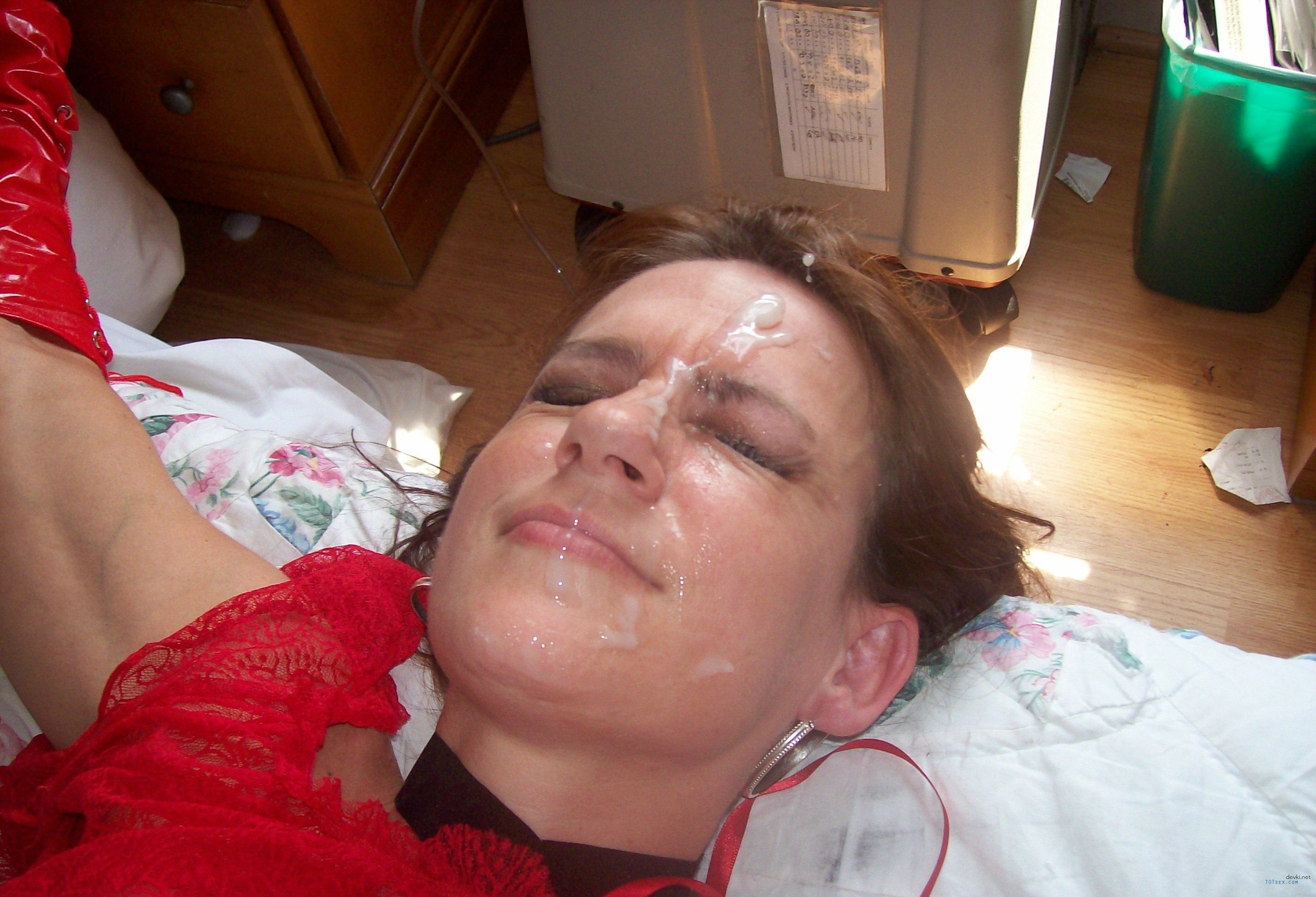 Hot Girls Covered in Cum: Explicit Amateur Porn Photos