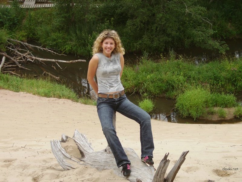 Hot Girlfriend Loves Riding Cock: Amateur Porn Photo