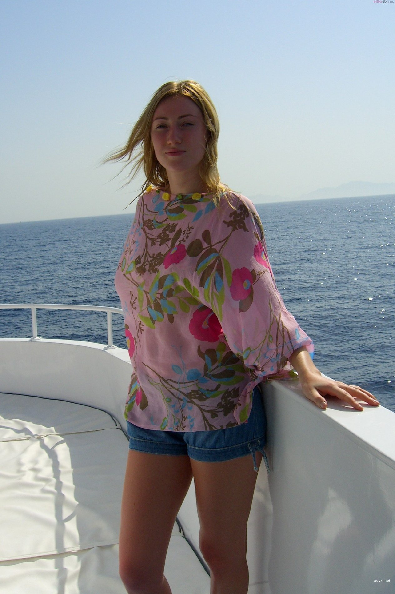 Hot Amateur Girl's Personal XXX Photos - Uncensored Homemade Porn