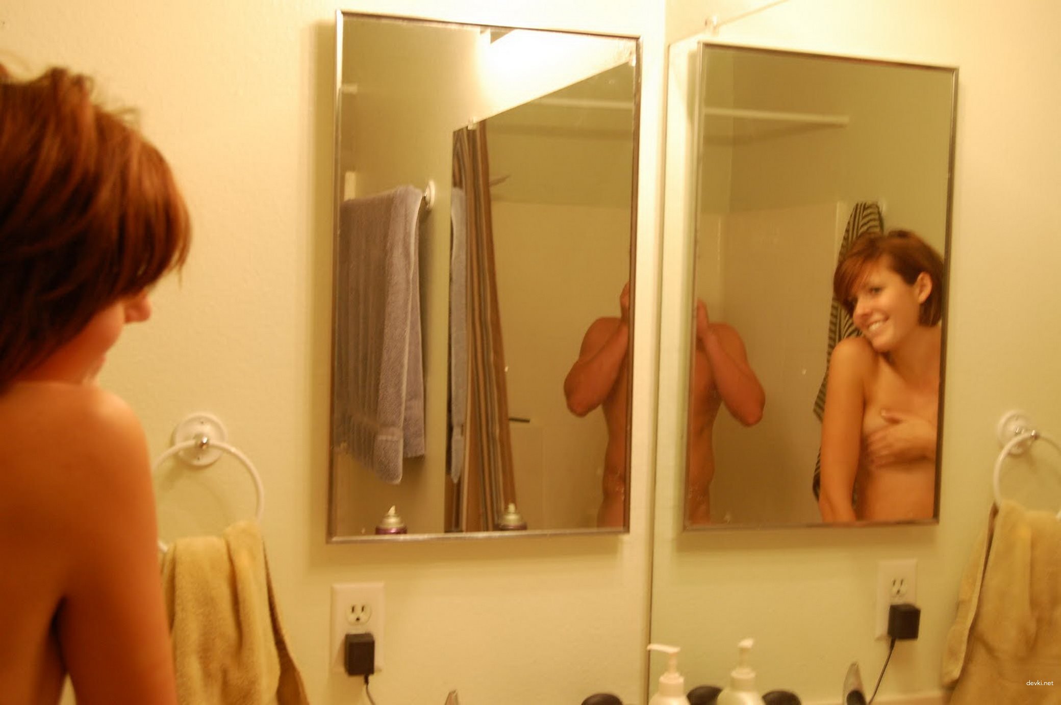 Boyfriend Captures Naked Girlfriend - Explicit Amateur Porn Photos