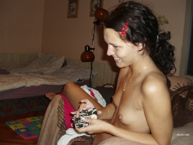 Girl Helps Boyfriend Cum: Explicit Amateur Porn Photo