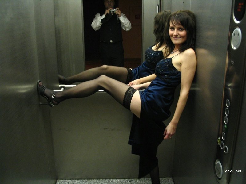 Seductive Slut in Stockings - Explicit Amateur Porn Photo