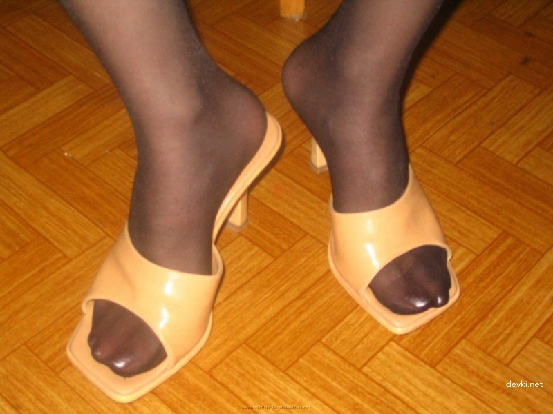 Seductive Slut in Stockings - Explicit Amateur Porn Photo