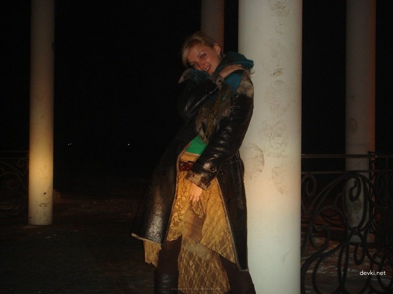 Hot Amateur Threesome: Found Girl for MMF Action