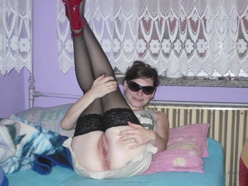 Amateur Blowjob in Glasses for Friend - Explicit Oral Sex Photo