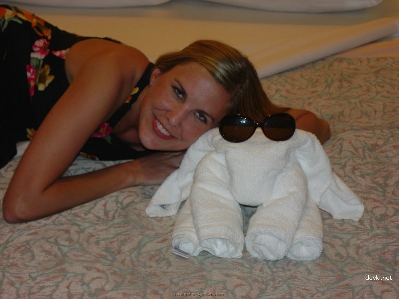 Amateur Honeymoon Porn Report: Explicit Newlywed Sex Pics