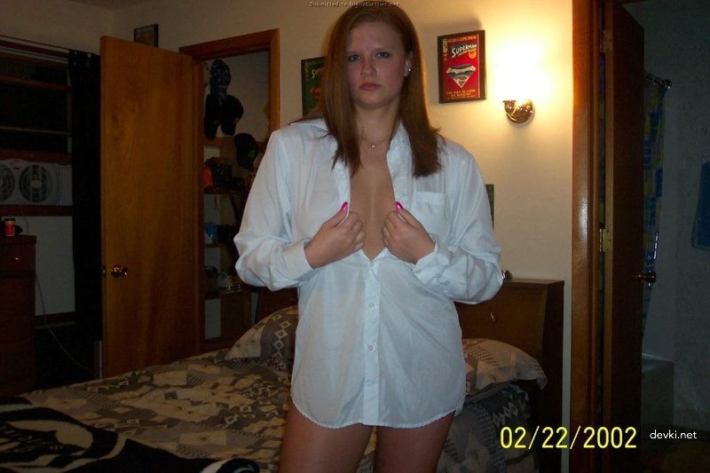 Redhead Gives Blowjob: Amateur Porn Photo