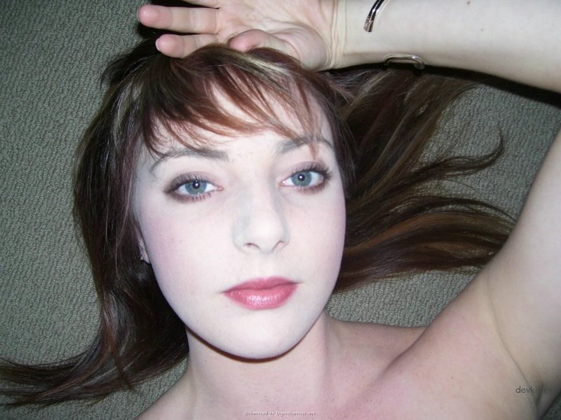 Explicit Amateur Selfies - Hot and Naughty Photos of Myself