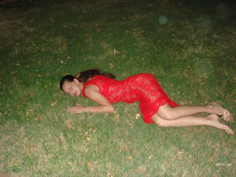 Hardcore Vacation Sex: Amateur Hubby Fucks Wife in Explicit Porn Pics