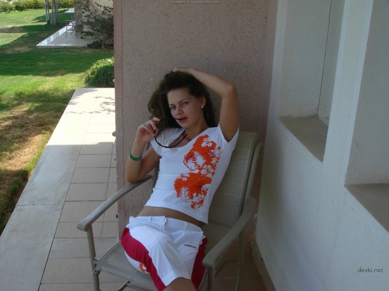 Hardcore Vacation Sex: Amateur Hubby Fucks Wife in Explicit Porn Pics