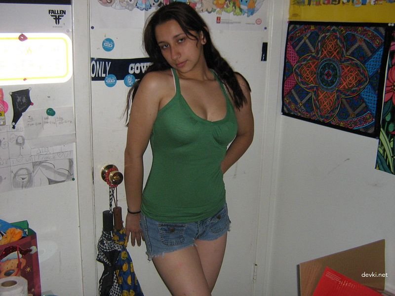 Amateur Babe Fondles Her Tits and Sucks Cock - Explicit Homemade Porn!