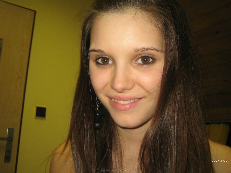 Persuaded Girlfriend to Give Blowjob - Amateur Porn Photo