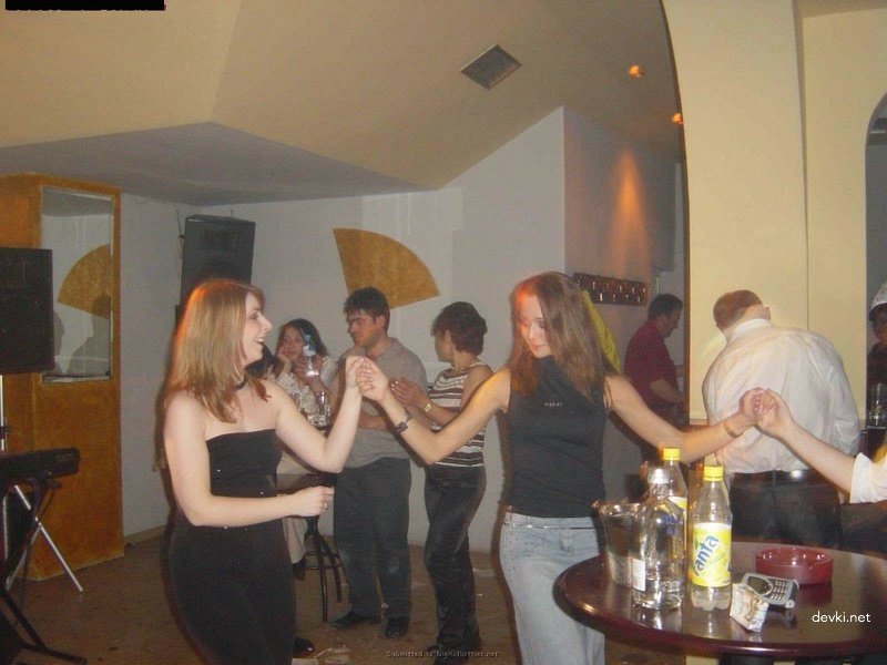 Anal-loving amateur gets pounded in explicit homemade porn