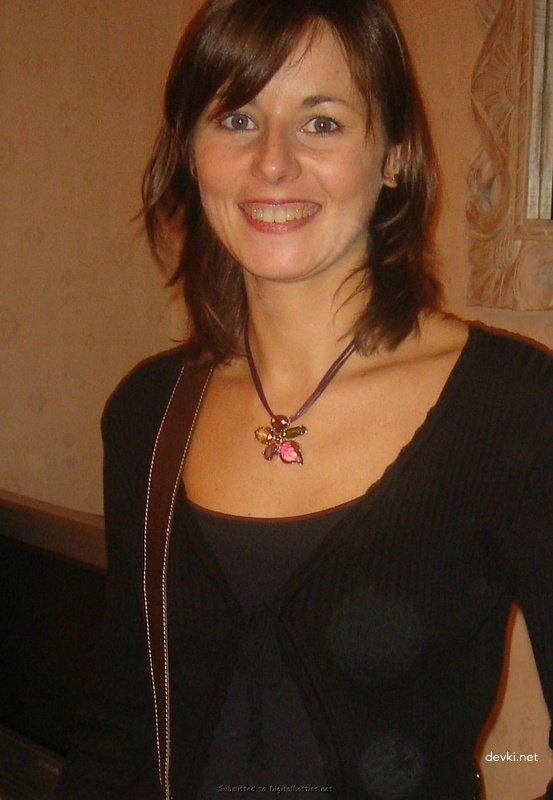 Amateur Girlfriend with Destroyed Holes: Explicit Porn Photo