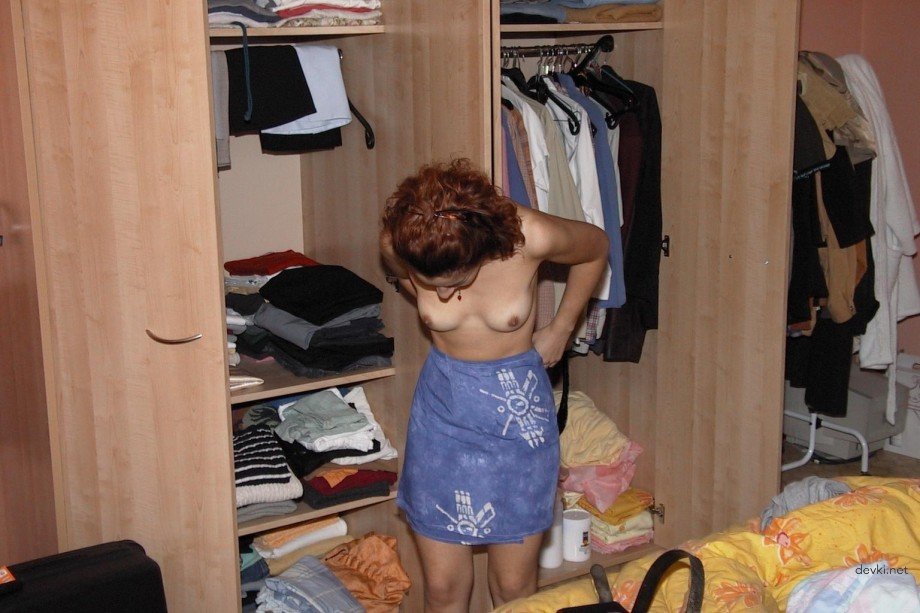 Amateur Husband Shares Explicit Nude Photos of Wife - Hot Homemade Porn Pics