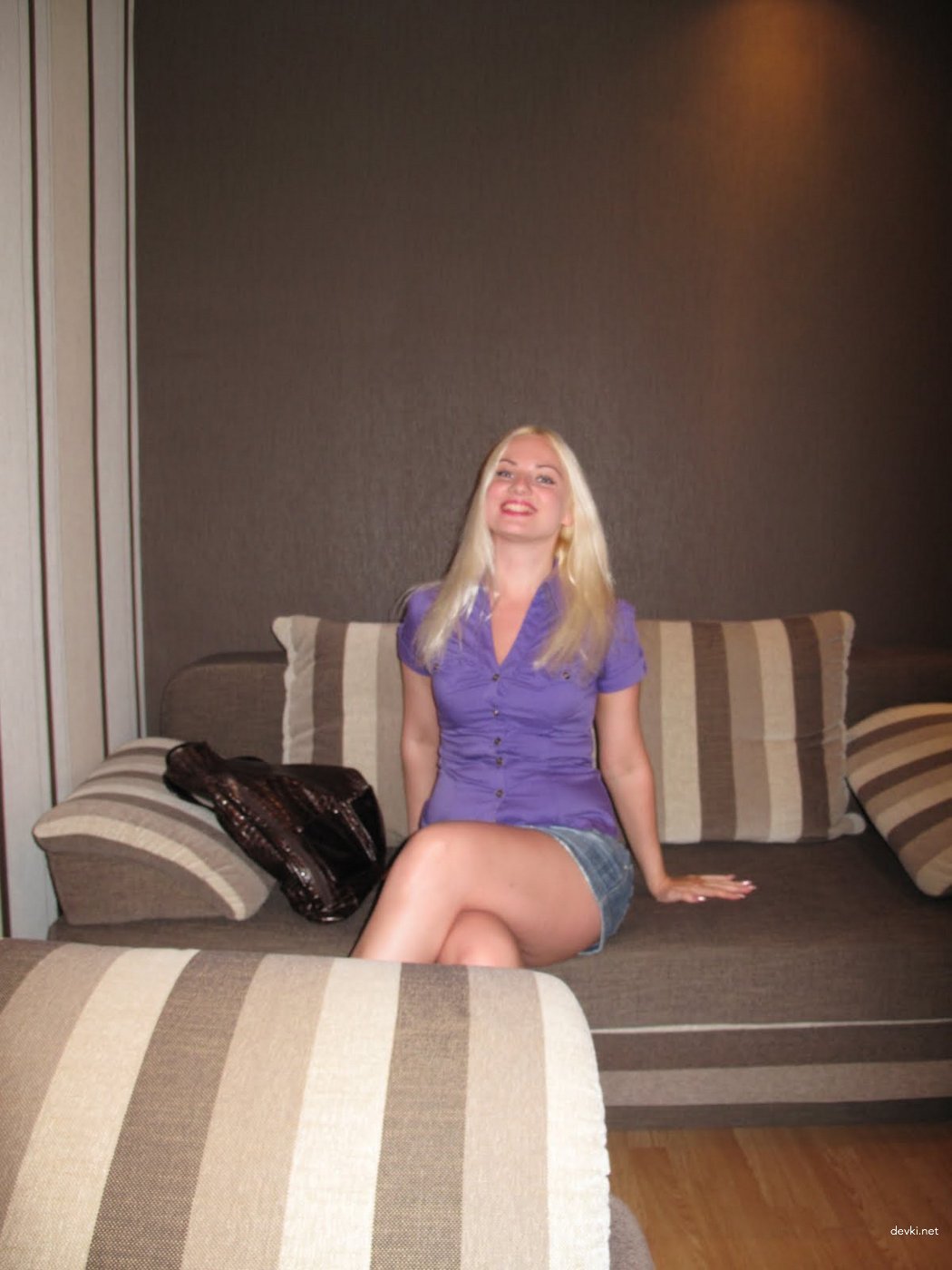 Naked Classmate Gives Blowjob and Gets Fucked in Amateur Porn Scene