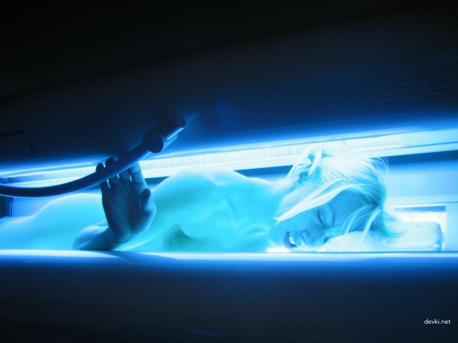 Amateur Slut Fingering Her Pussy - Explicit Solo Masturbation Photo