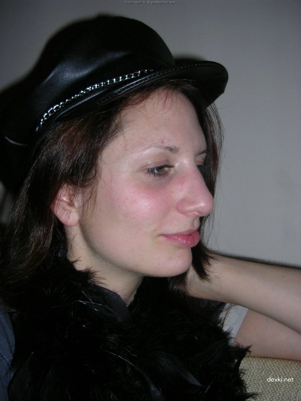 Man fucking wet pussy of his acquaintance - Amateur porn photo