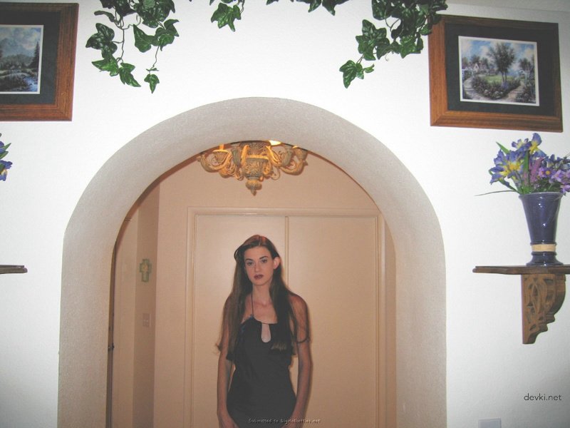 Skinny Bitch Masturbates with Vibrator - Amateur Porn Pic