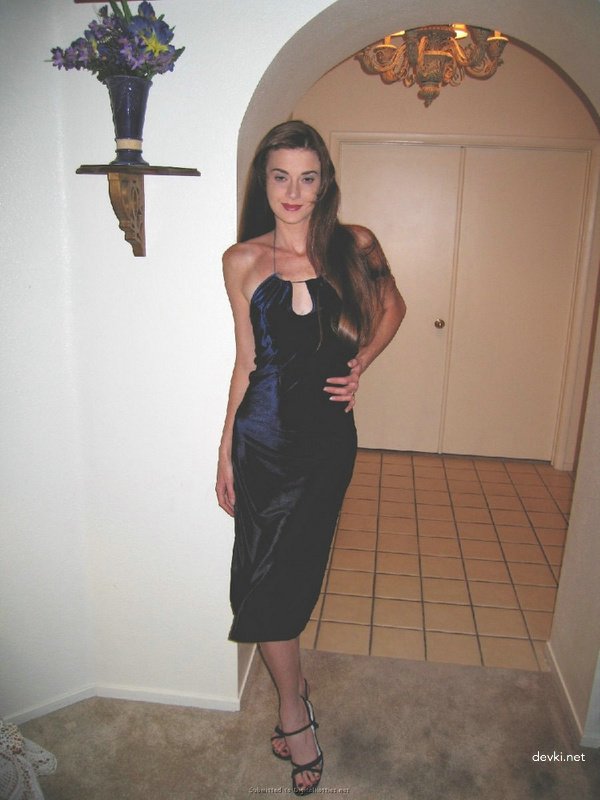 Skinny Bitch Masturbates with Vibrator - Amateur Porn Pic