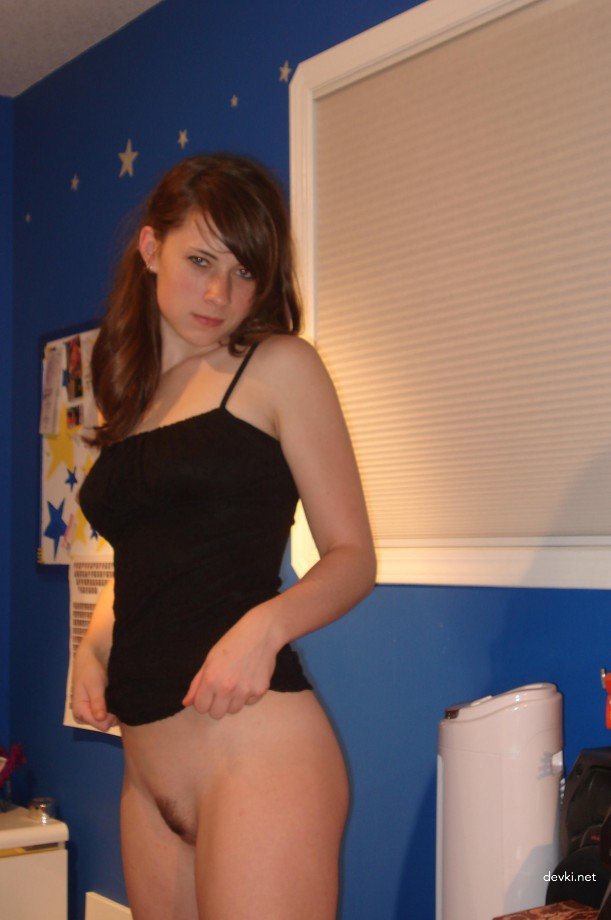 Private Girl's Explicit Amateur Photo - Uncensored XXX Pictures