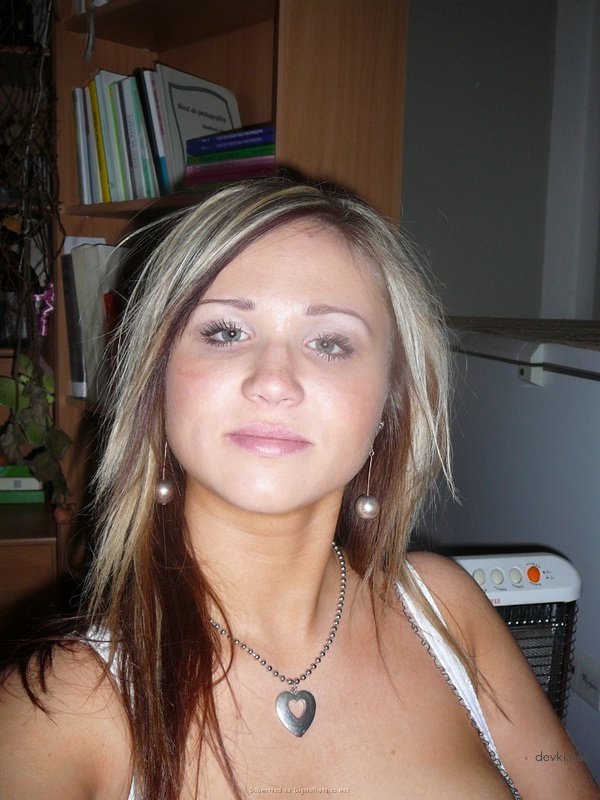 Explicit Ex-Girlfriend Intimate Amateur Porn Photos - Uncensored and Raw