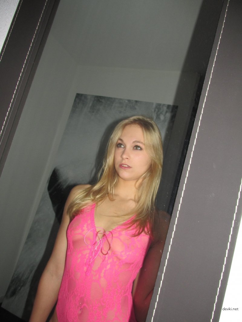 Sexy Lingerie Photoshoot with Amateur Model - Hot Girl Poses in Underwear