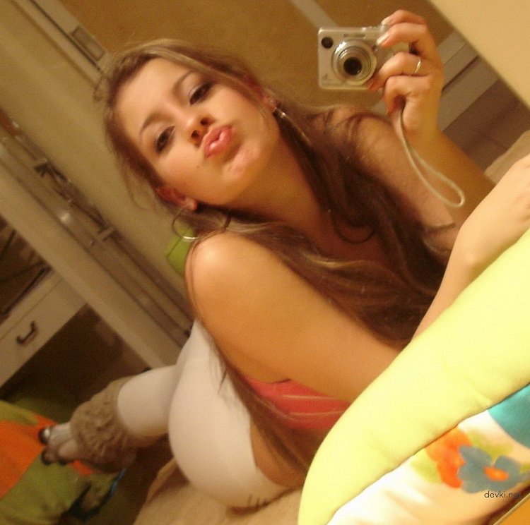 Private Photo: Sexy Girl with Amazing Ass - Explicit Amateur Picture