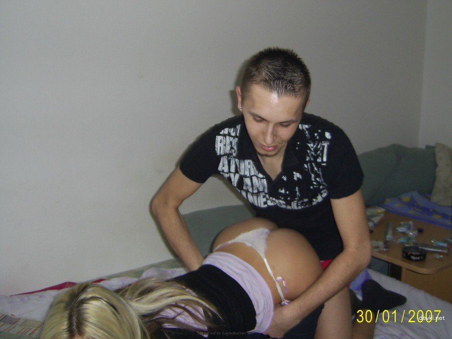 Classmate Swallows Cock in Mouth - Amateur Teen Porn