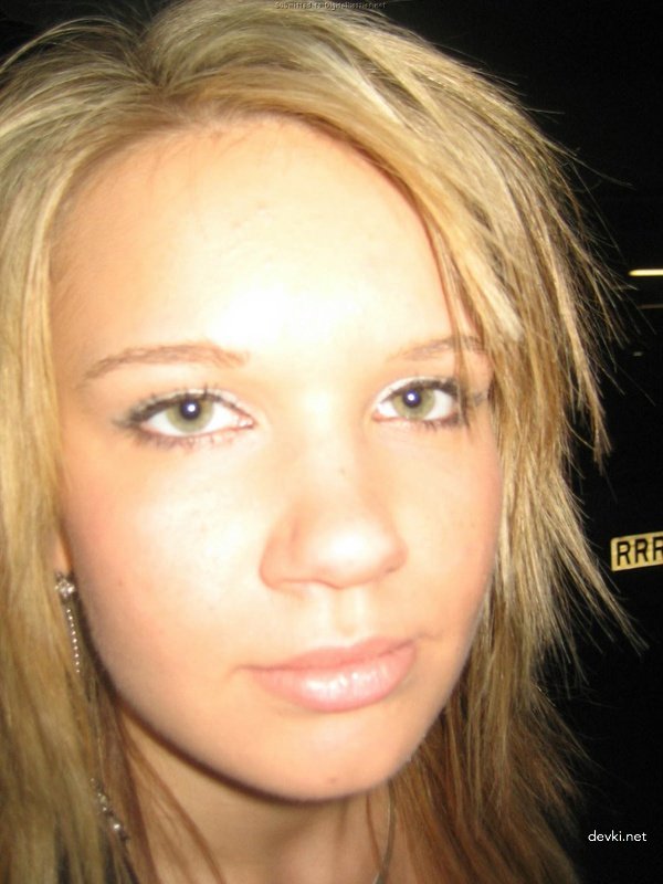 Innovative Sex: Amateur Guy Gets Creative with His Girl in Explicit Porn Photos